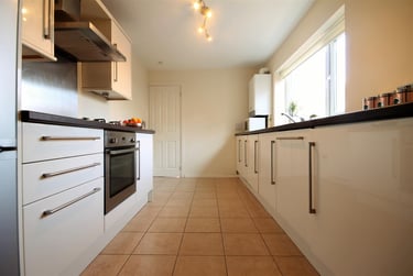 3 bed flat, Fairfield Road, Jesmond, Newcastle, NE23BY - Image 2